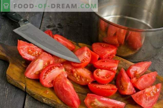 Ensopado de abobrinha com tomate e pimentão