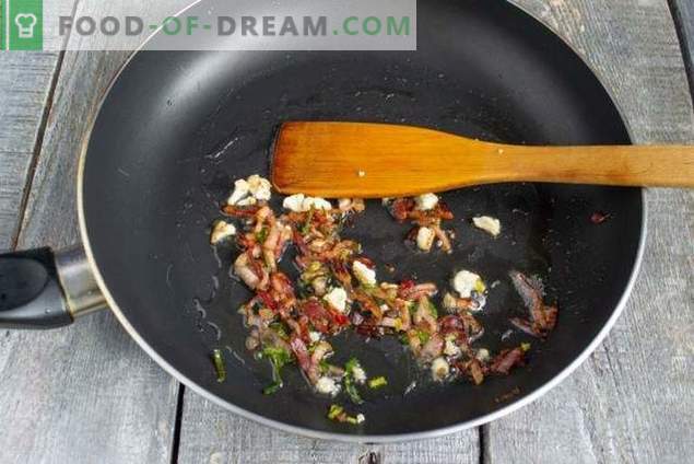 Sopa cremosa de couve-flor com bacon - cor e sabor brilhantes