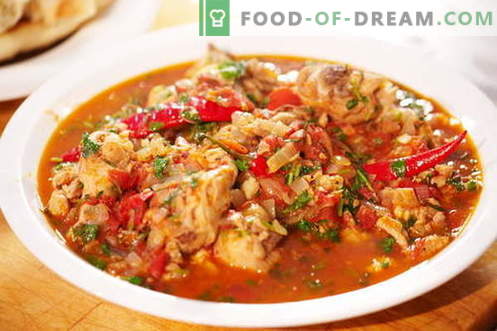 As receitas de frango com frango são as melhores receitas. Como cozinhar chakhokhbili de frango.