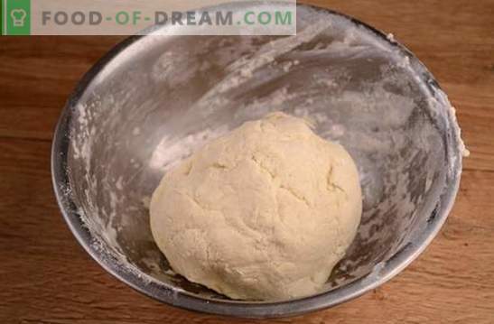 Bagels em creme azedo: uma receita de foto passo-a-passo. Cozinhar bagels perfumados em creme azedo é bastante tempo, mas vale a pena!