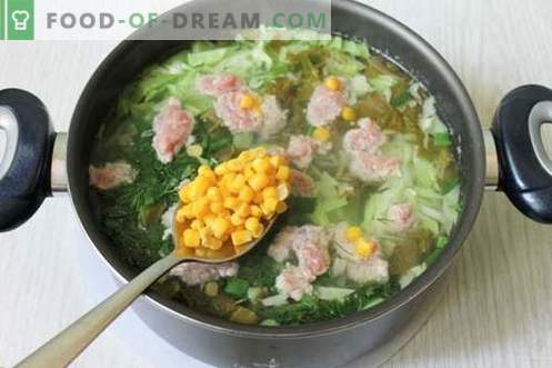 Зелена супа от млади зеленчуци - лятно ястие за всеки ден