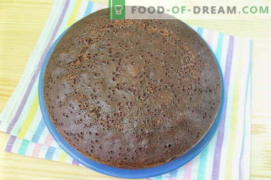 Bolo em um fogão lento - uma sobremesa delicada: uma receita com uma foto. Descrição passo a passo do cozimento do bolo em um fogão lento: bolo de chocolate