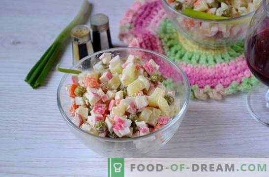 Salada com varas de caranguejo e ervilhas verdes: uma receita universal para um feriado e durante a semana. Receita passo-a-passo para cozinhar salada com varas de caranguejo e ervilhas (foto)