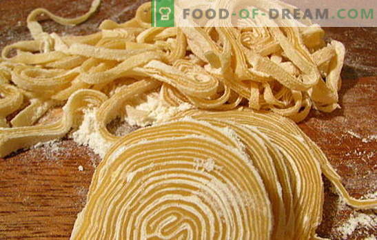 Espaguete caseiro: uma obra prima de comida caseira! Como fazer espaguete em casa: receitas de alimentos nutritivos e econômicos