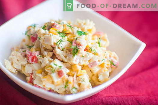 Salada de caranguejo - as melhores receitas. Como corretamente e saboroso para cozinhar uma salada de varas de caranguejo.