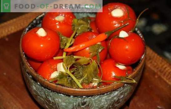 Tomate marinado com alho - o lanche favorito! Receitas de tomate em conserva com alho: sabor inesquecível
