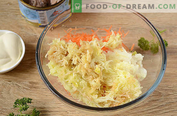 Conservas de peixe com legumes e maçã: lanche rápido. Receita fotográfica passo a passo da salada original com conservas de peixe