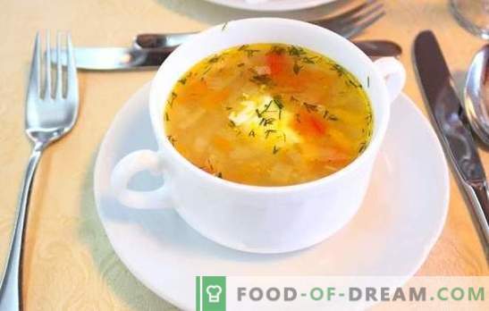 Sopa de couve repolho fresco em um fogão lento é uma sopa de sopa moderna. Receita de repolho de repolho fresco em um fogão lento: com cogumelos, feijão, azeitonas